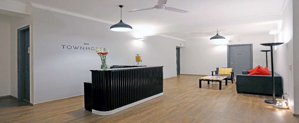 Oyo Townhouse 018 Medanta Hotel คูร์เคาน์ สิ่งอำนวยความสะดวก รูปภาพ